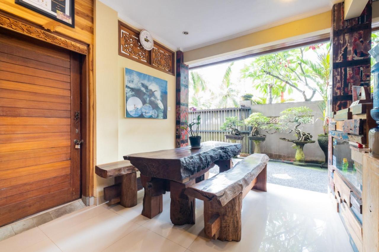 Hotel The Point Surfcamp Bali à Pulukan Extérieur photo
